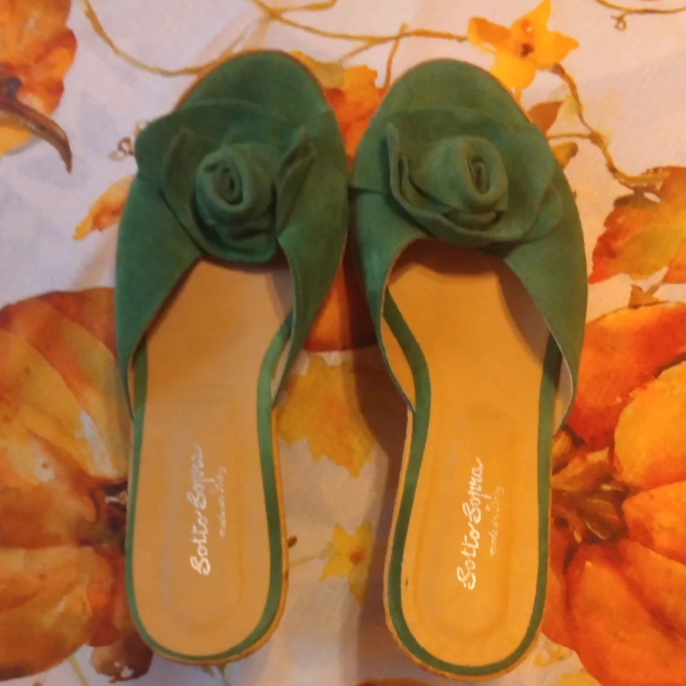 Green Suede Mules by Sotto Sopra - Picture 1 of 5